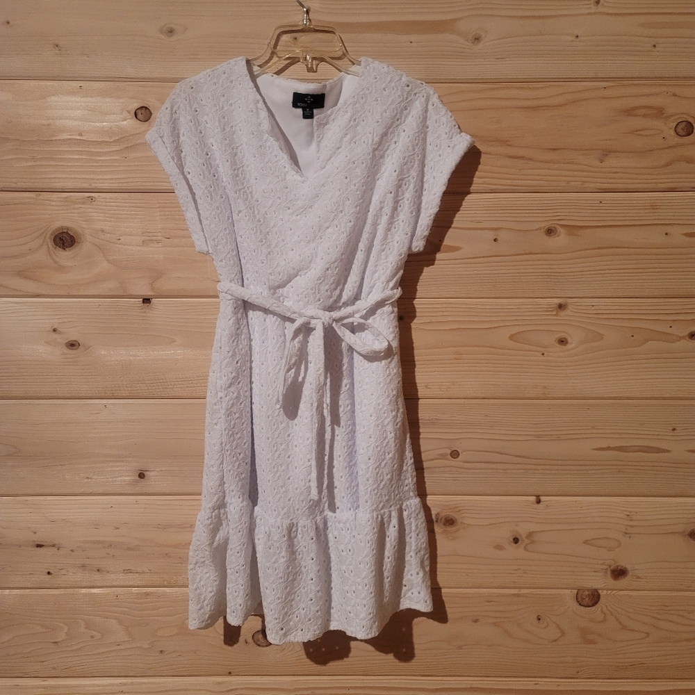 Ronni Nicole White Midi Dress Size S